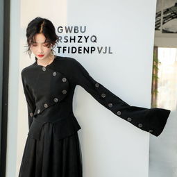 紅葉服飾 品牌故事、設(shè)計(jì)理念與時(shí)尚影響力